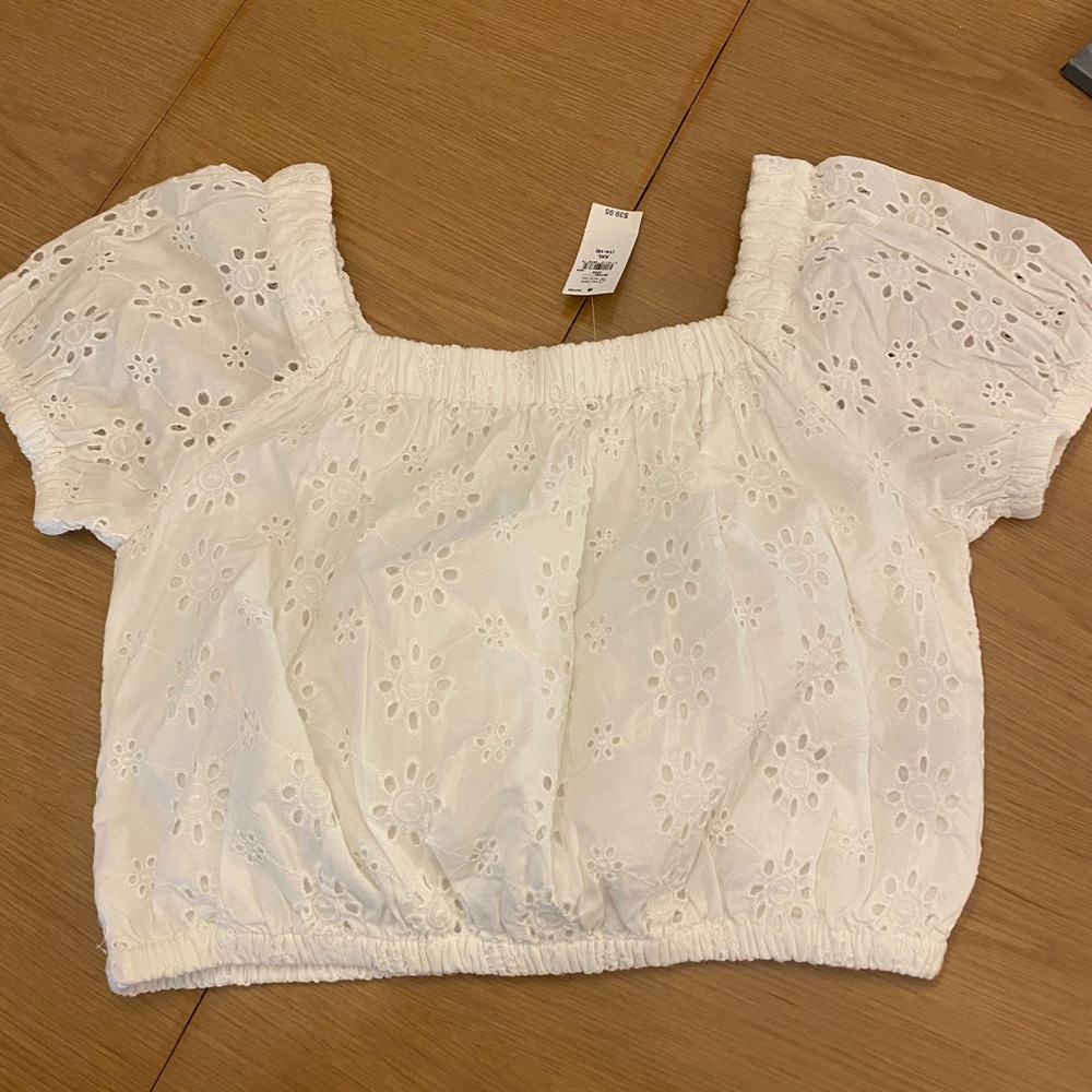 NWT Gap kids White Puff Sleeve Smocked Eyelet Crop Top